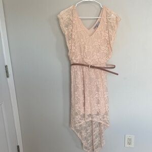 Chic Lace High-Low Dress with Belt - Cream